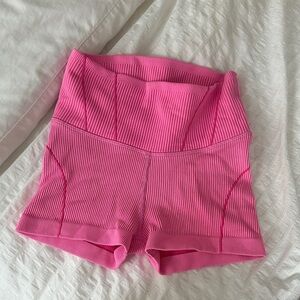 Offline by Aerie Hot Pink Ribbed Women's Shorts XS